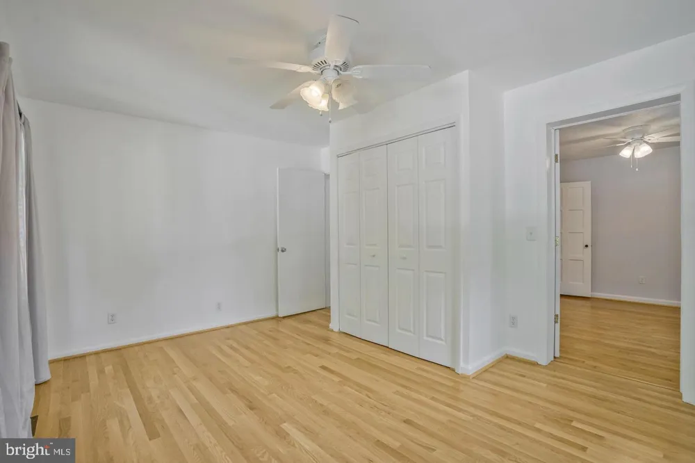 5758 BISCAYNE DRIVE Alexandria, VA 22303