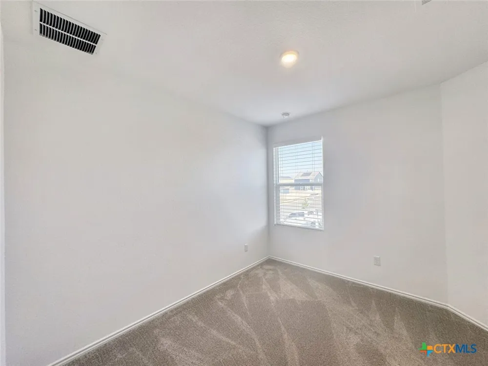 609 Soapstone Pass San Marcos, TX 78656