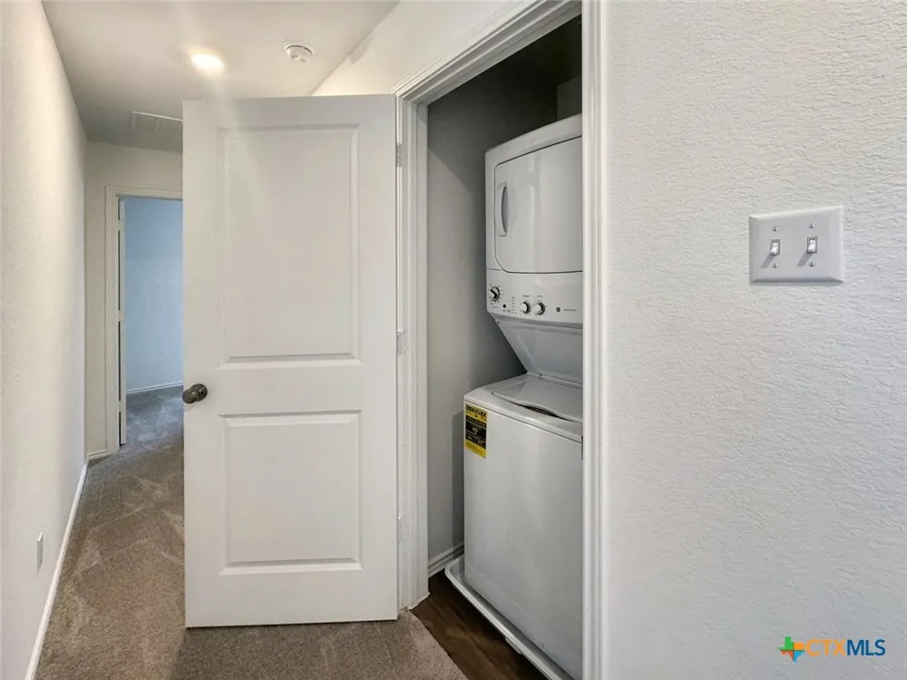 609 Soapstone Pass San Marcos, TX 78656