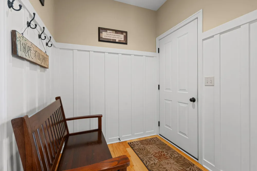 1687 S Trillium Circle Zeeland, MI 49464