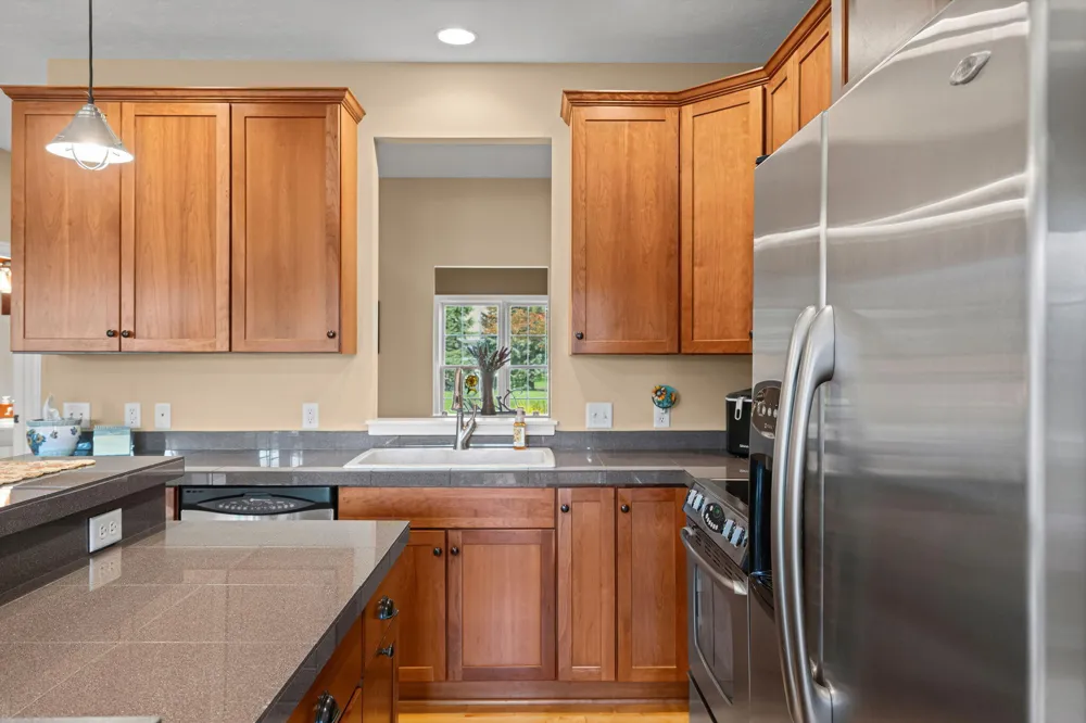 1687 S Trillium Circle Zeeland, MI 49464