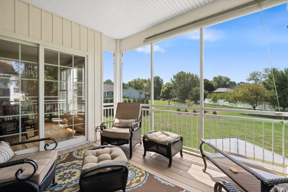 1687 S Trillium Circle Zeeland, MI 49464
