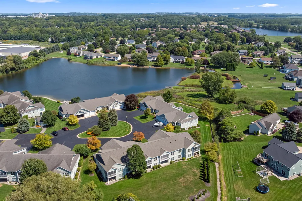 1687 S Trillium Circle Zeeland, MI 49464