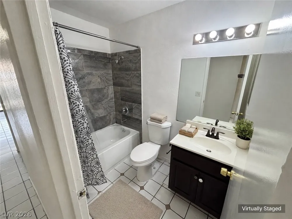 6991 Kepler Drive #B Las Vegas, NV 89156