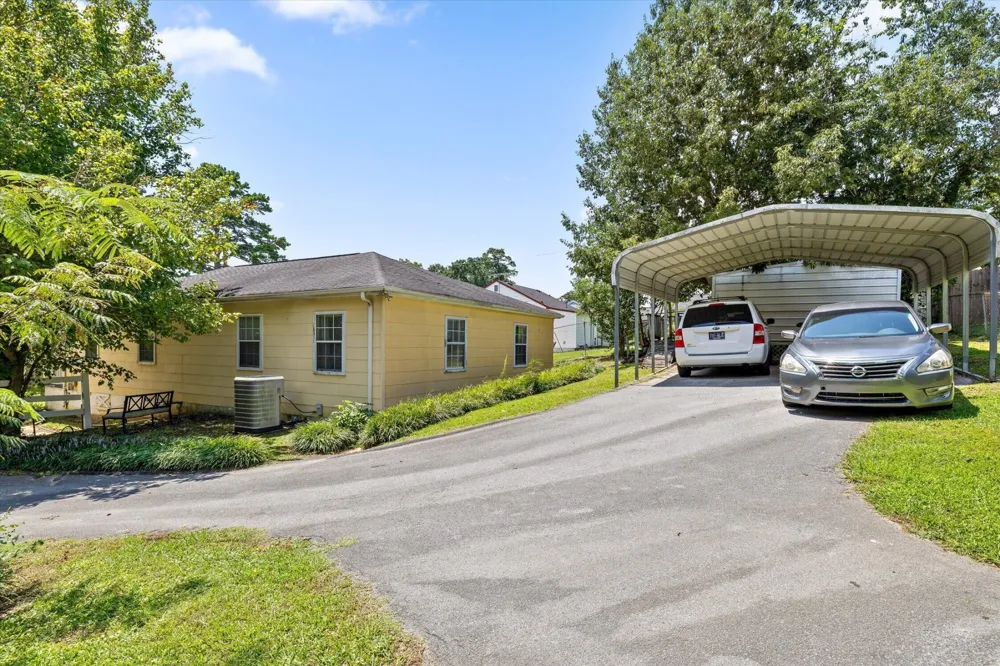 5225 State Line Road Chattanooga, TN 37412