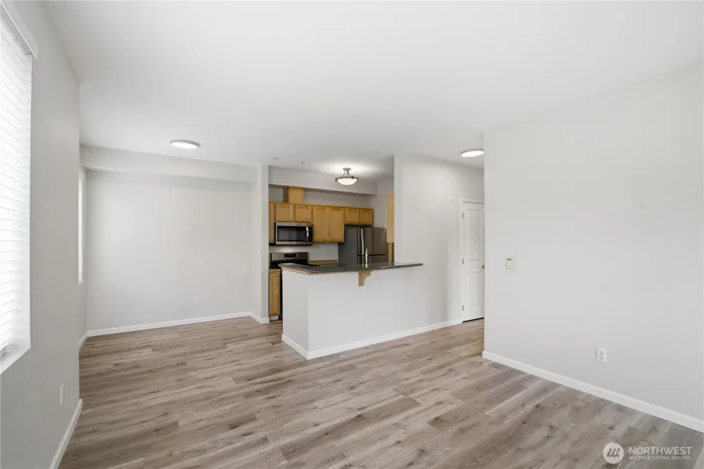 560 225th Lane NE #B101 Sammamish, WA 98074