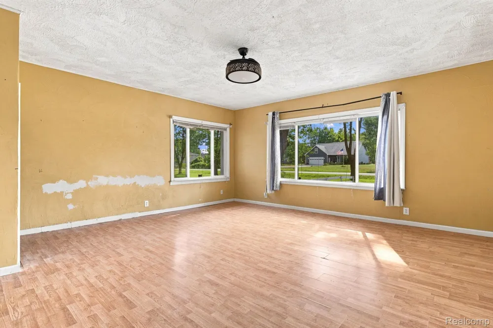 1288 40th Street Port Huron Charter Township, MI 48060