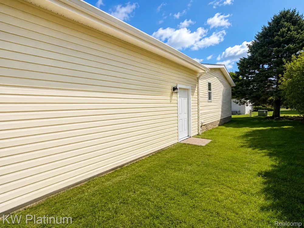 50136 Wedgewood Court Shelby Charter Township, MI 48315