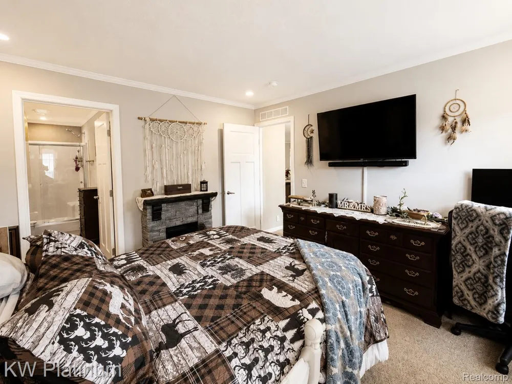 50136 Wedgewood Court Shelby Charter Township, MI 48315
