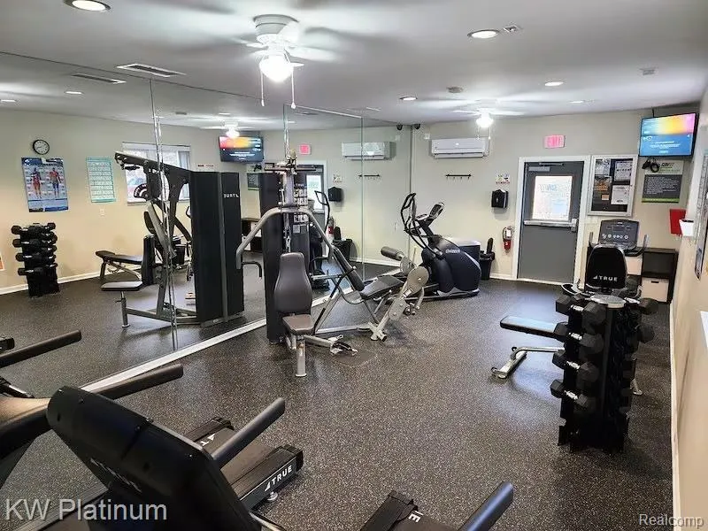 50136 Wedgewood Court Shelby Charter Township, MI 48315