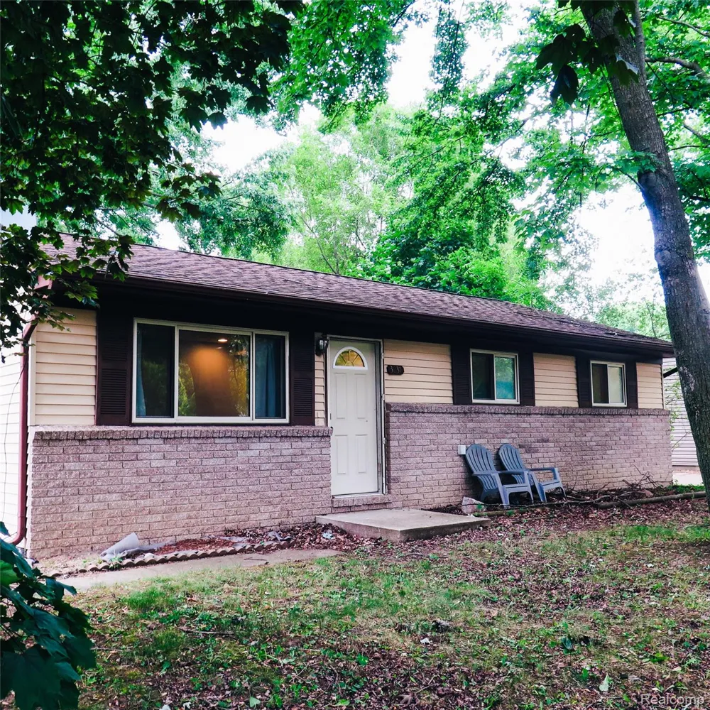 3231 W Utica Road Shelby Charter Township, MI 48317