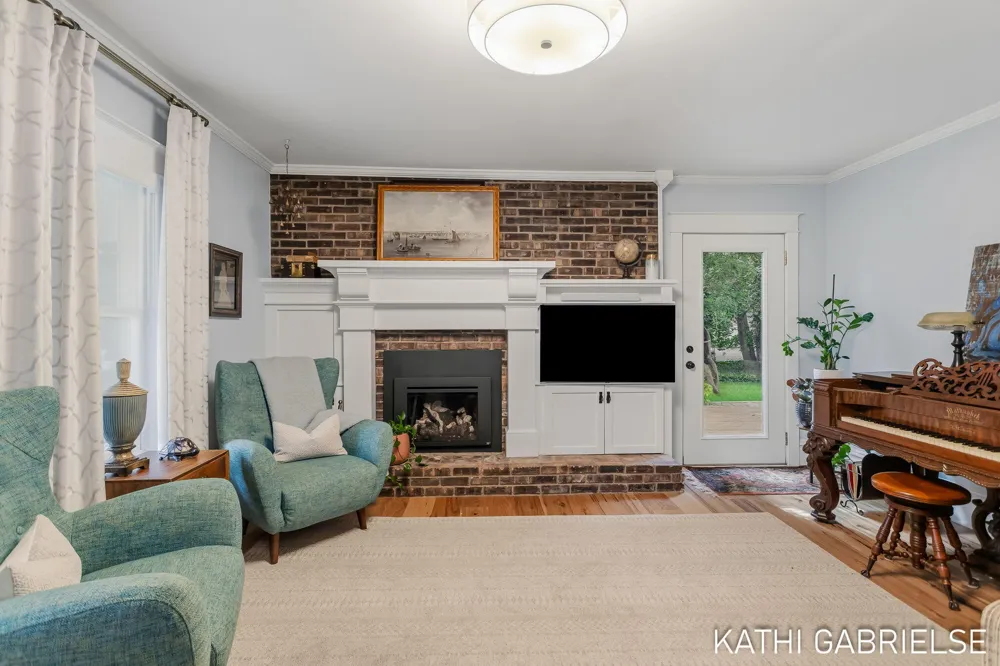 379 S Lake Avenue Spring Lake Village, MI 49456