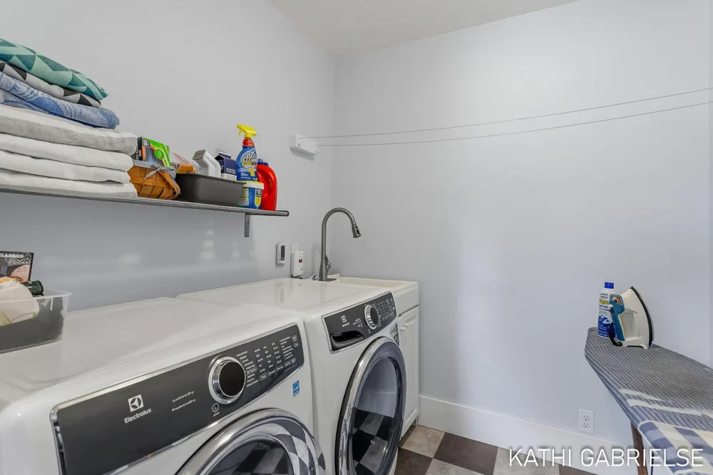 379 S Lake Avenue Spring Lake Village, MI 49456