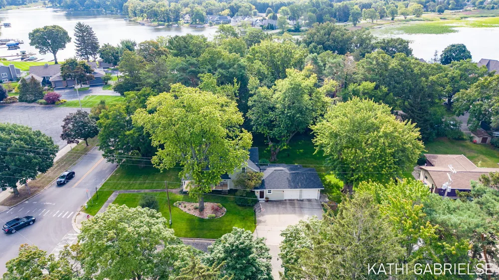 379 S Lake Avenue Spring Lake Village, MI 49456