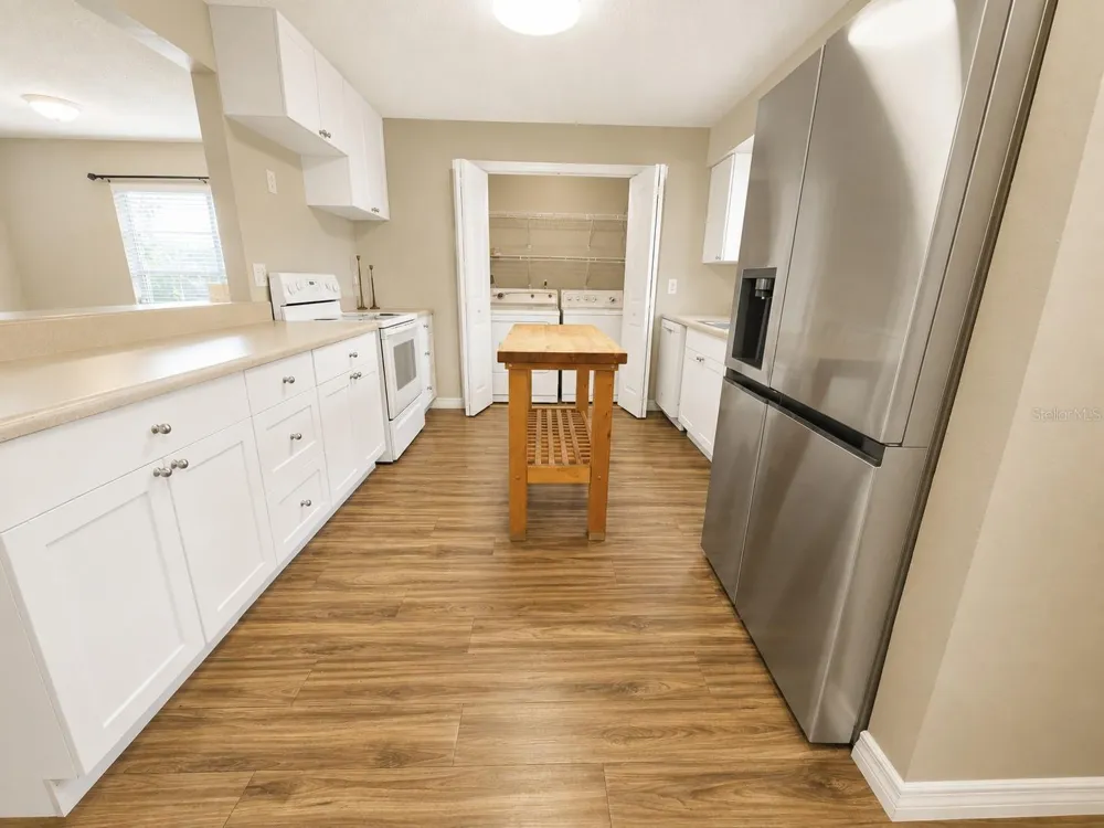 4614 TIPPECANOE TRAIL #117 Sarasota, FL 34233