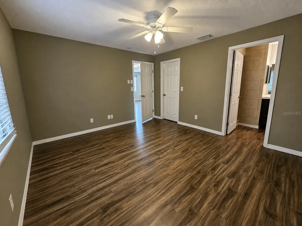 4614 TIPPECANOE TRAIL #117 Sarasota, FL 34233