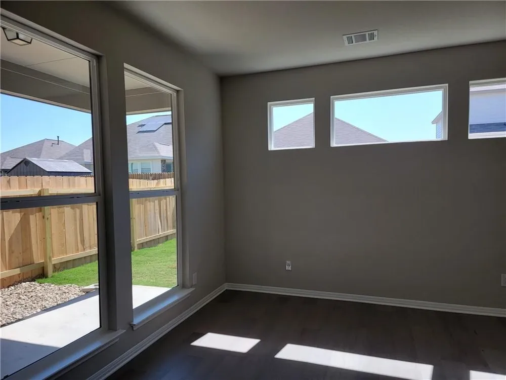 12813 Gilliland Lane Manor, TX 78653