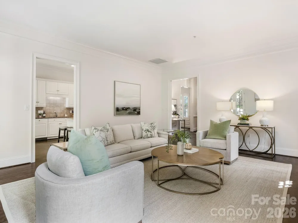 221 Crownsgate Court Charlotte, NC 28207