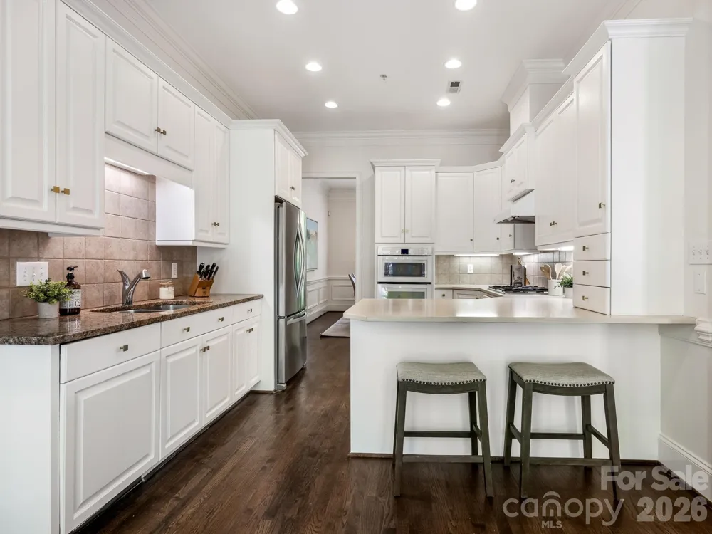 221 Crownsgate Court Charlotte, NC 28207