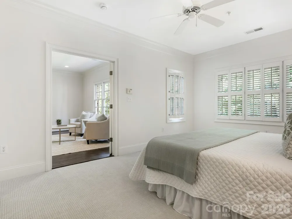 221 Crownsgate Court Charlotte, NC 28207