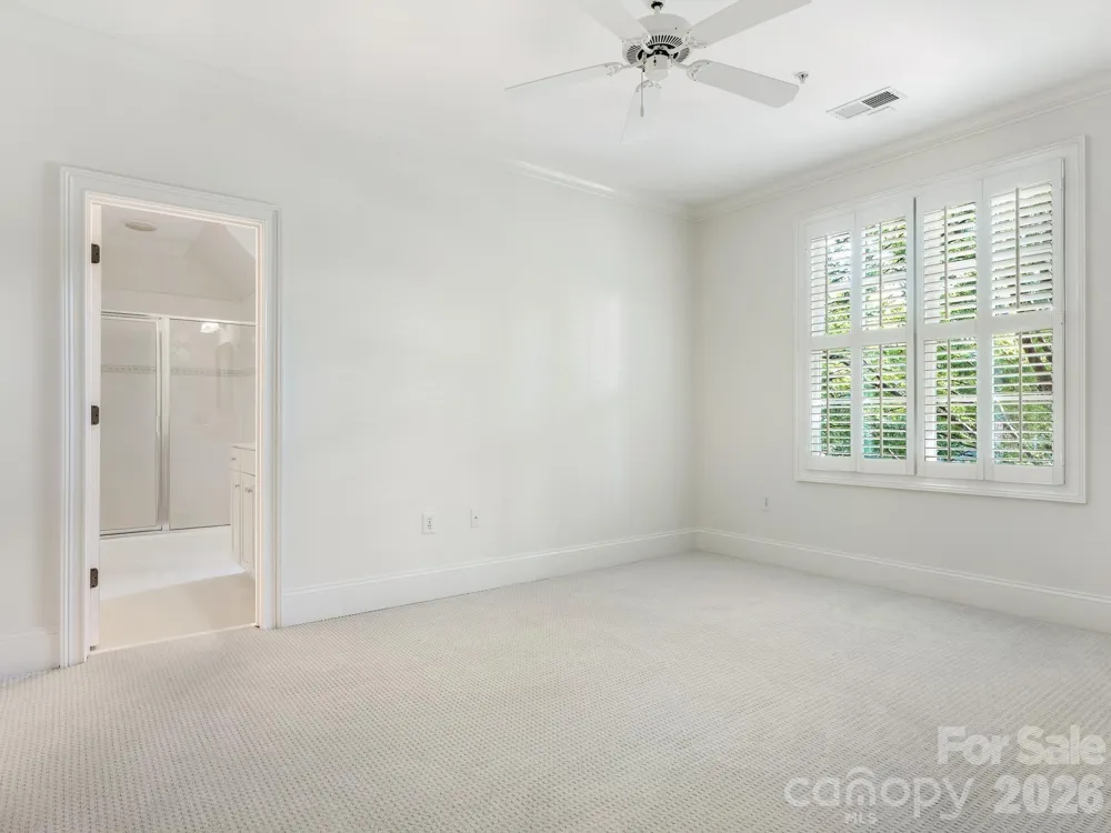 221 Crownsgate Court Charlotte, NC 28207