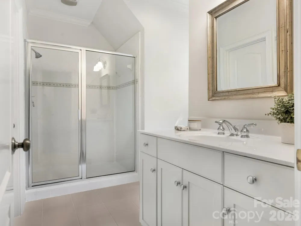 221 Crownsgate Court Charlotte, NC 28207