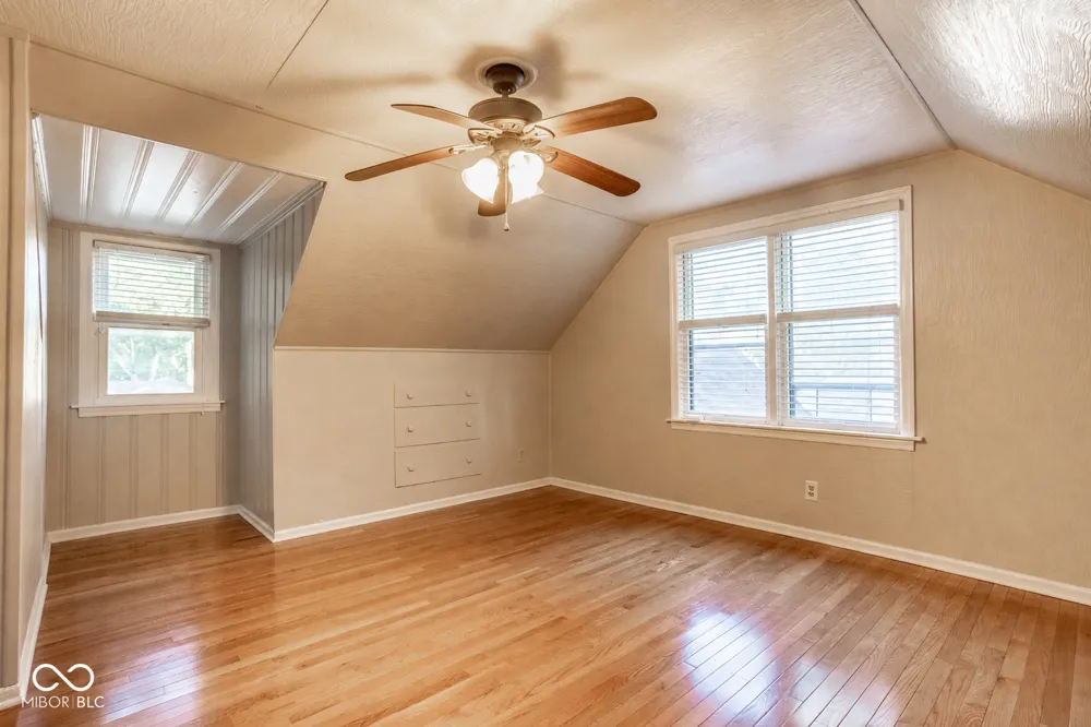 5705 Crestview Avenue Indianapolis, IN 46220