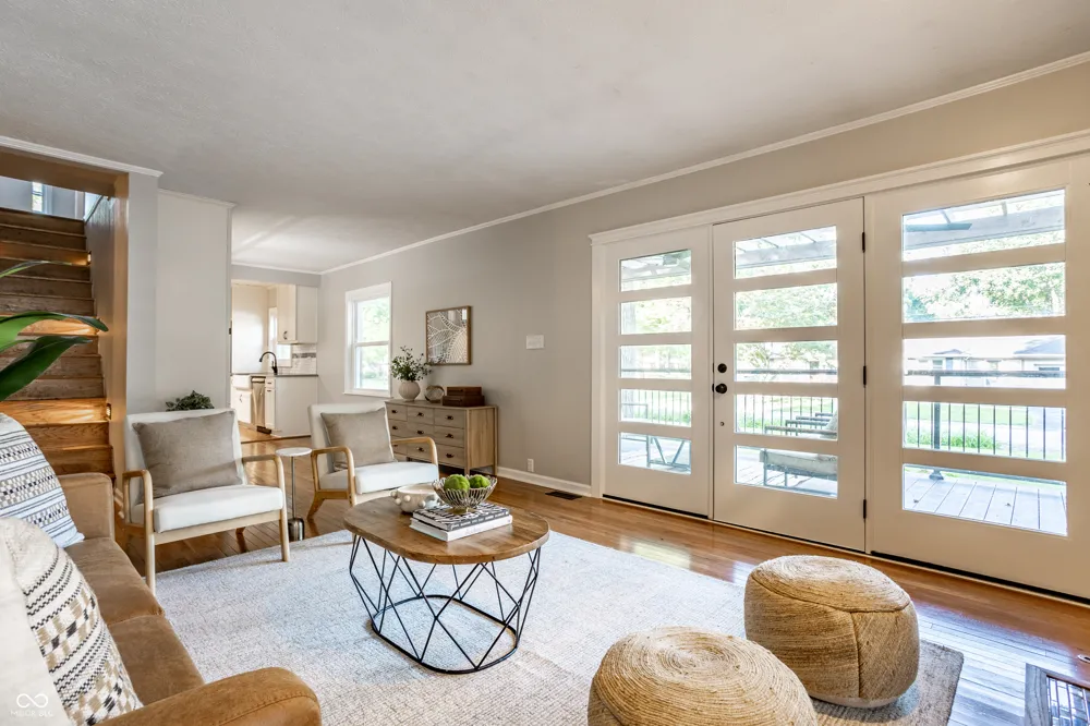 5705 Crestview Avenue Indianapolis, IN 46220