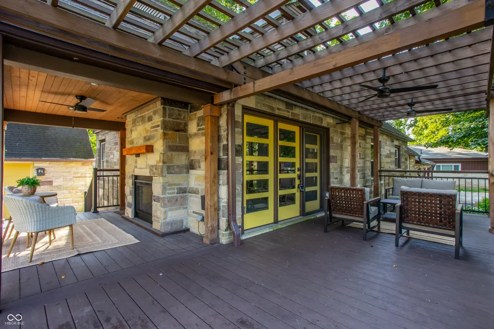 5705 Crestview Avenue Indianapolis, IN 46220