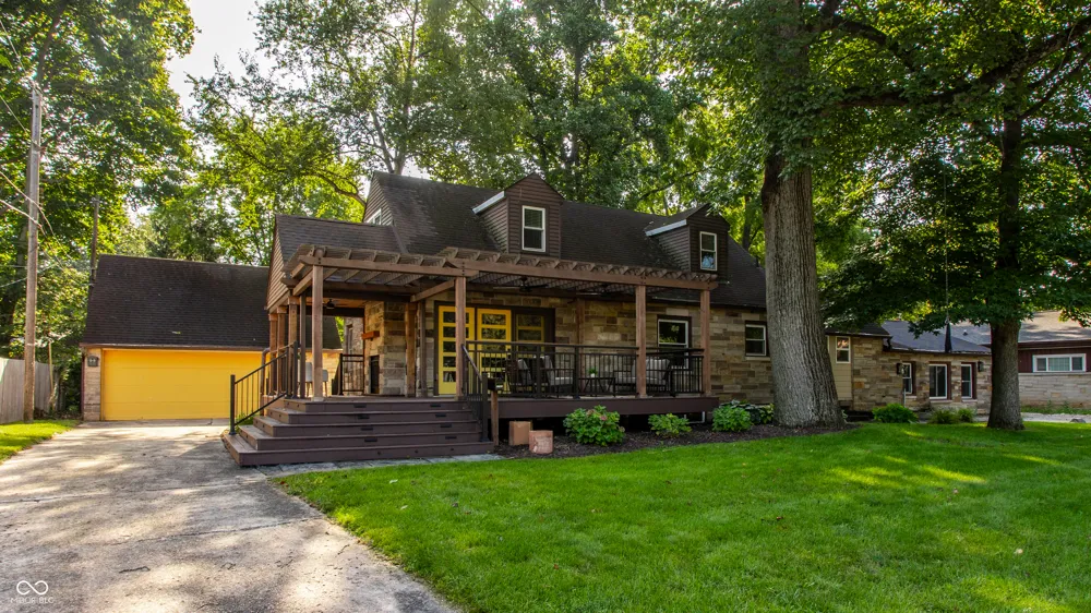 5705 Crestview Avenue Indianapolis, IN 46220
