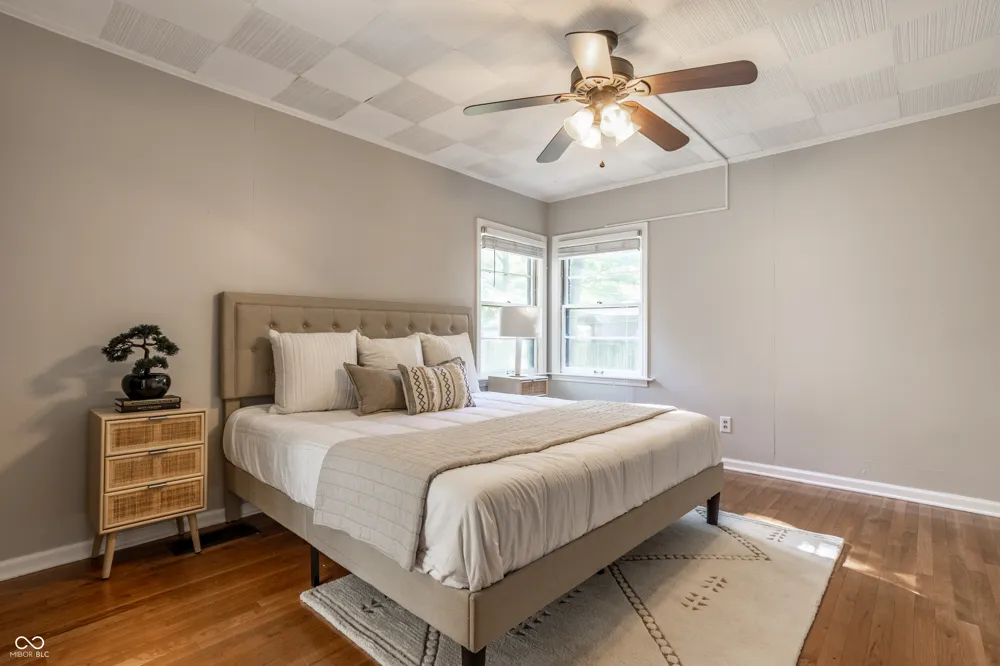5705 Crestview Avenue Indianapolis, IN 46220