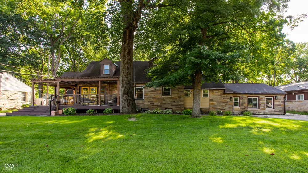 5705 Crestview Avenue Indianapolis, IN 46220