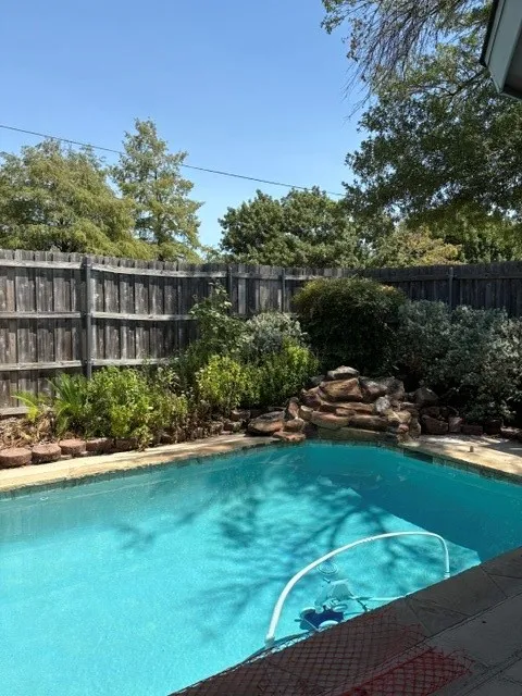 5209 Rio Bravo Drive Arlington, TX 76017