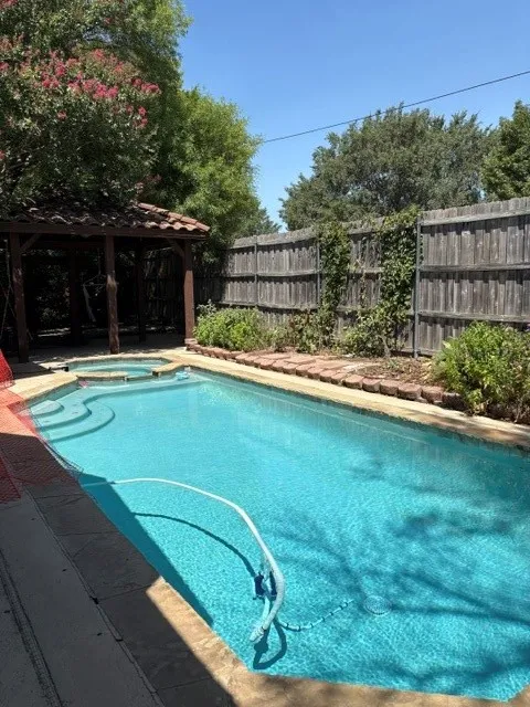 5209 Rio Bravo Drive Arlington, TX 76017
