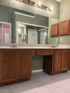 5209 Rio Bravo Drive Arlington, TX 76017