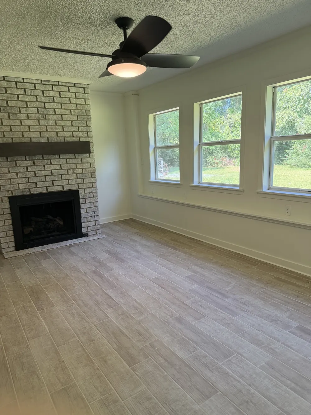 220 Walnut Lane Bossier City, LA 71111