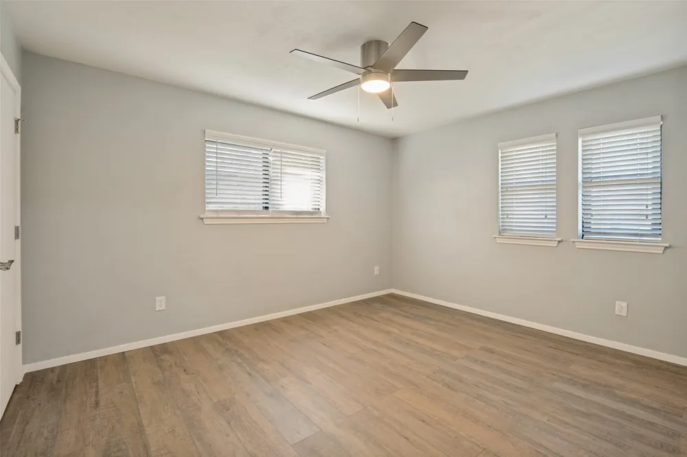 2213 Trinity Springs Drive Carrollton, TX 75007