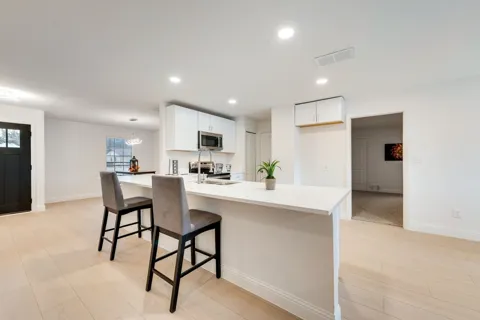 5645 Comer Drive