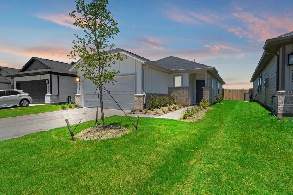 18006 Lasso Mills Drive Hockley, TX 77447