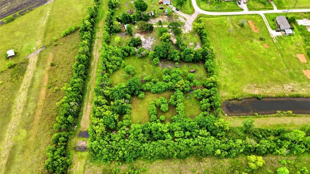 3614 Stables Lane Crosby, TX 77532