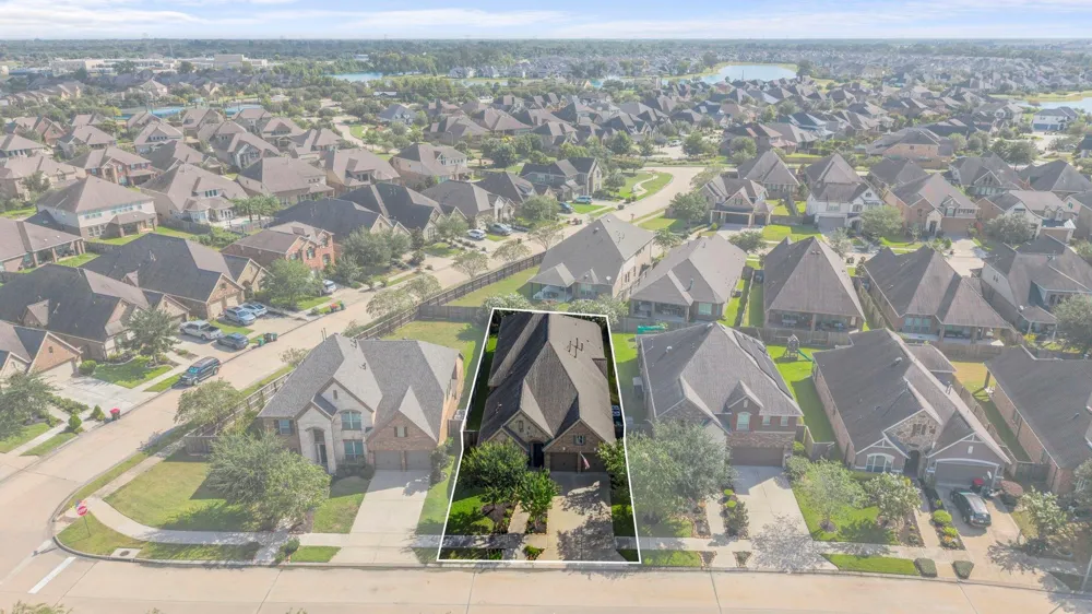 2030 Rainy Mist Drive Missouri City, TX 77459