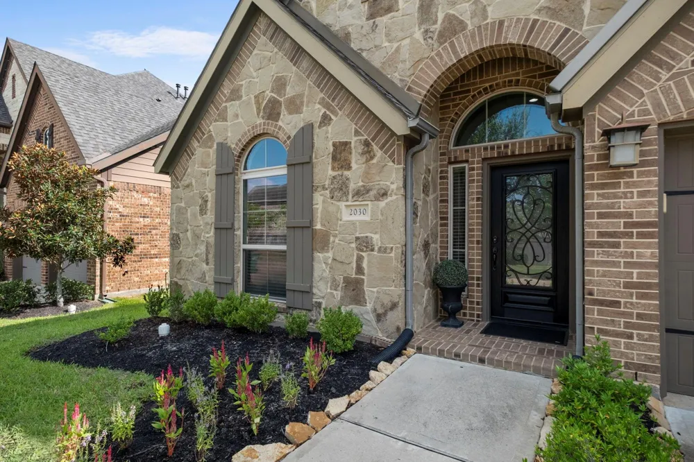 2030 Rainy Mist Drive Missouri City, TX 77459