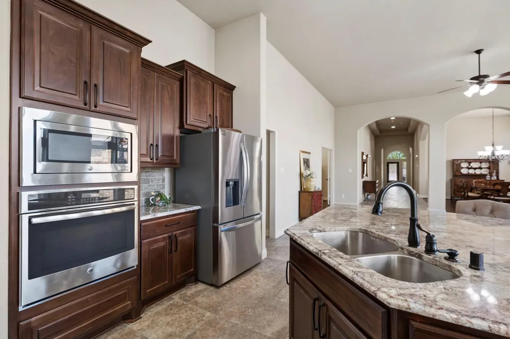2030 Rainy Mist Drive Missouri City, TX 77459