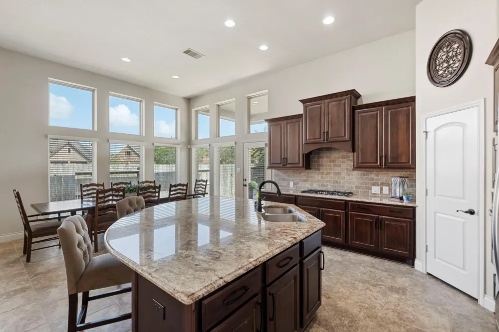 2030 Rainy Mist Drive Missouri City, TX 77459