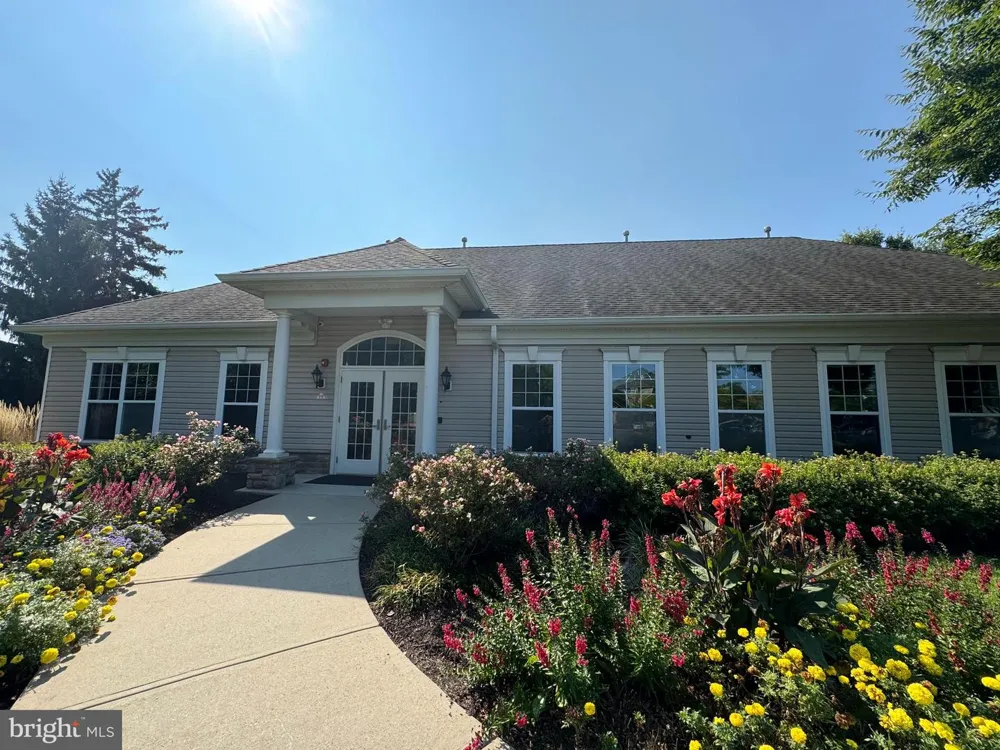511 TIMBERLAKE DRIVE Ewing, NJ 08618