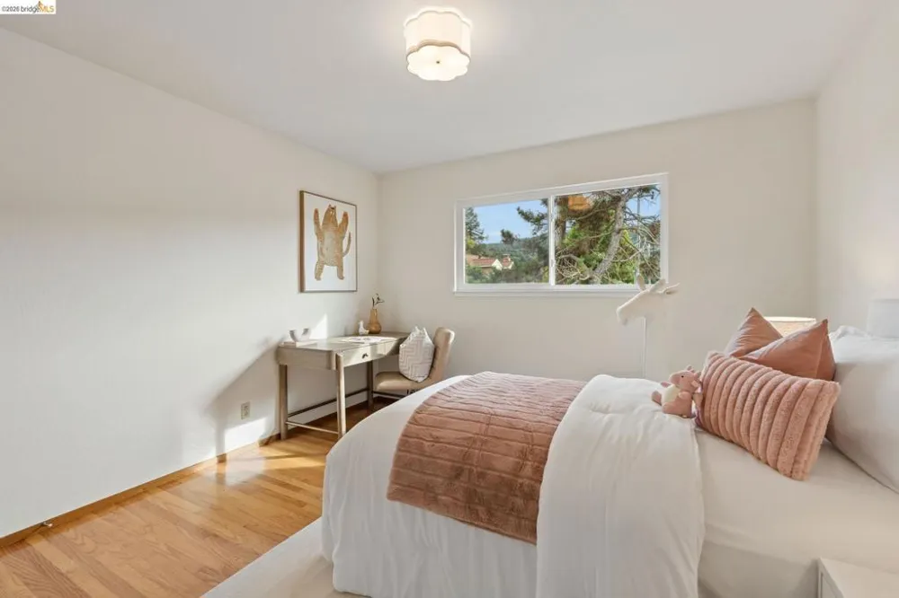 5791 Olinda Rd El Sobrante, CA 94803