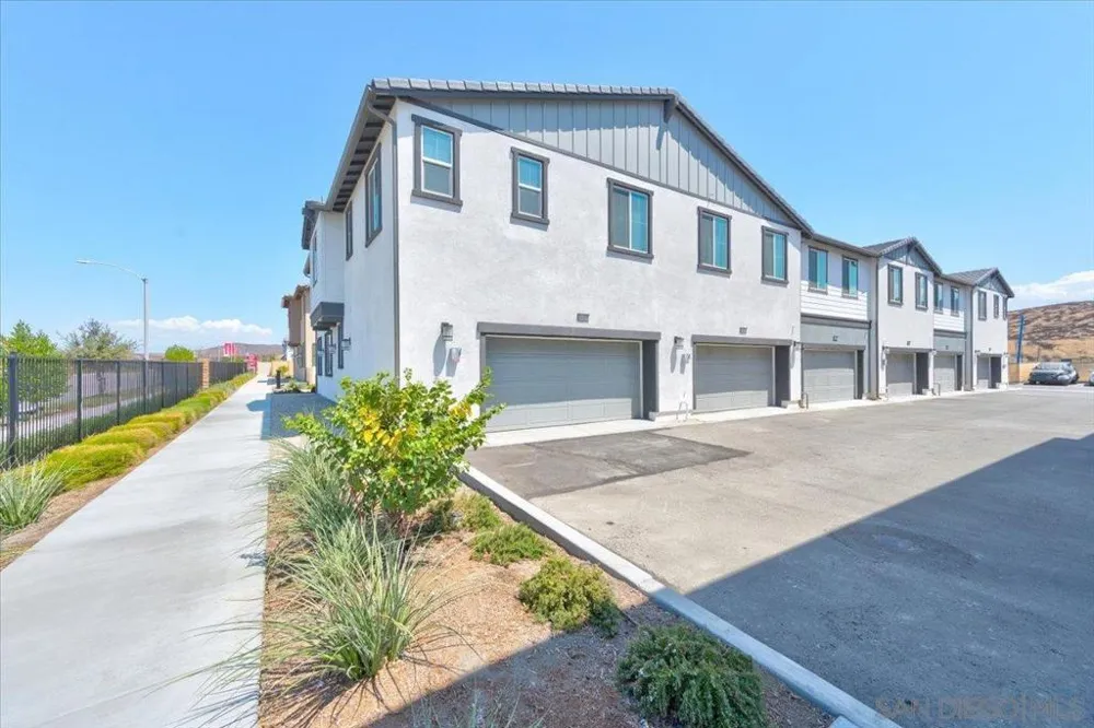 34465 Ciruela Avenue Winchester, CA 92596