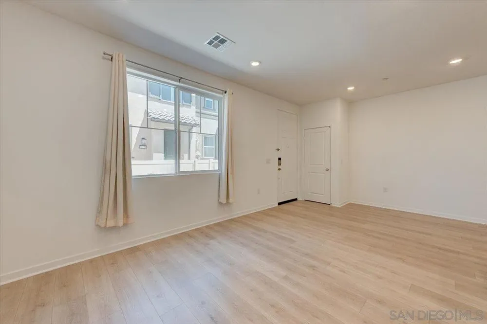 34465 Ciruela Avenue Winchester, CA 92596