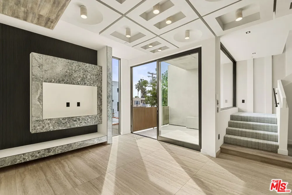 1021 Ogden Drive #PH 5 West Hollywood, CA 90046