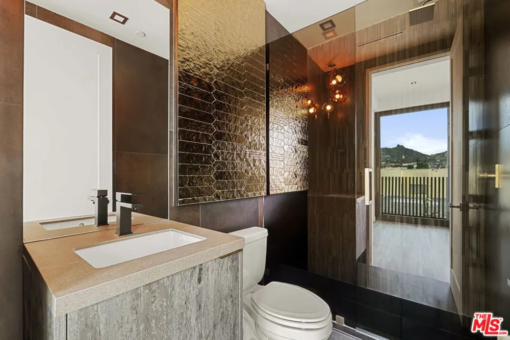 1021 Ogden Drive #PH 5 West Hollywood, CA 90046